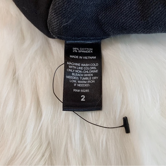 EXPRESS DISTRESSED HIGH-RISE JEAN SHORTS - Picture 6 of 14